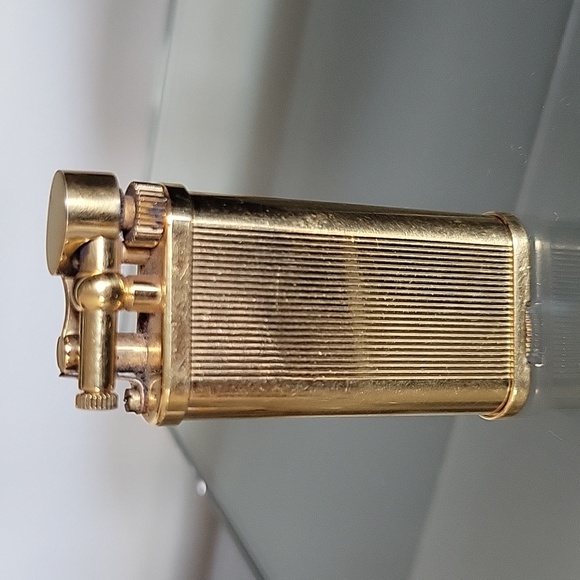 Dunhill 18K Gold Plated Fine Line Flint Lighter - Picture 5 of 11